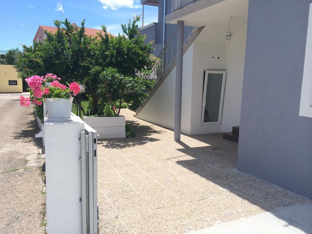 Apartments Milena Vodice Exterior foto